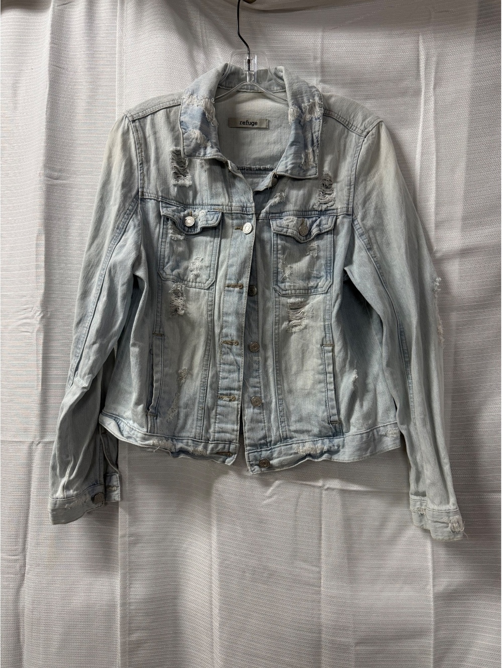 Refuge Light Wash Distressed Denim Jacket Large